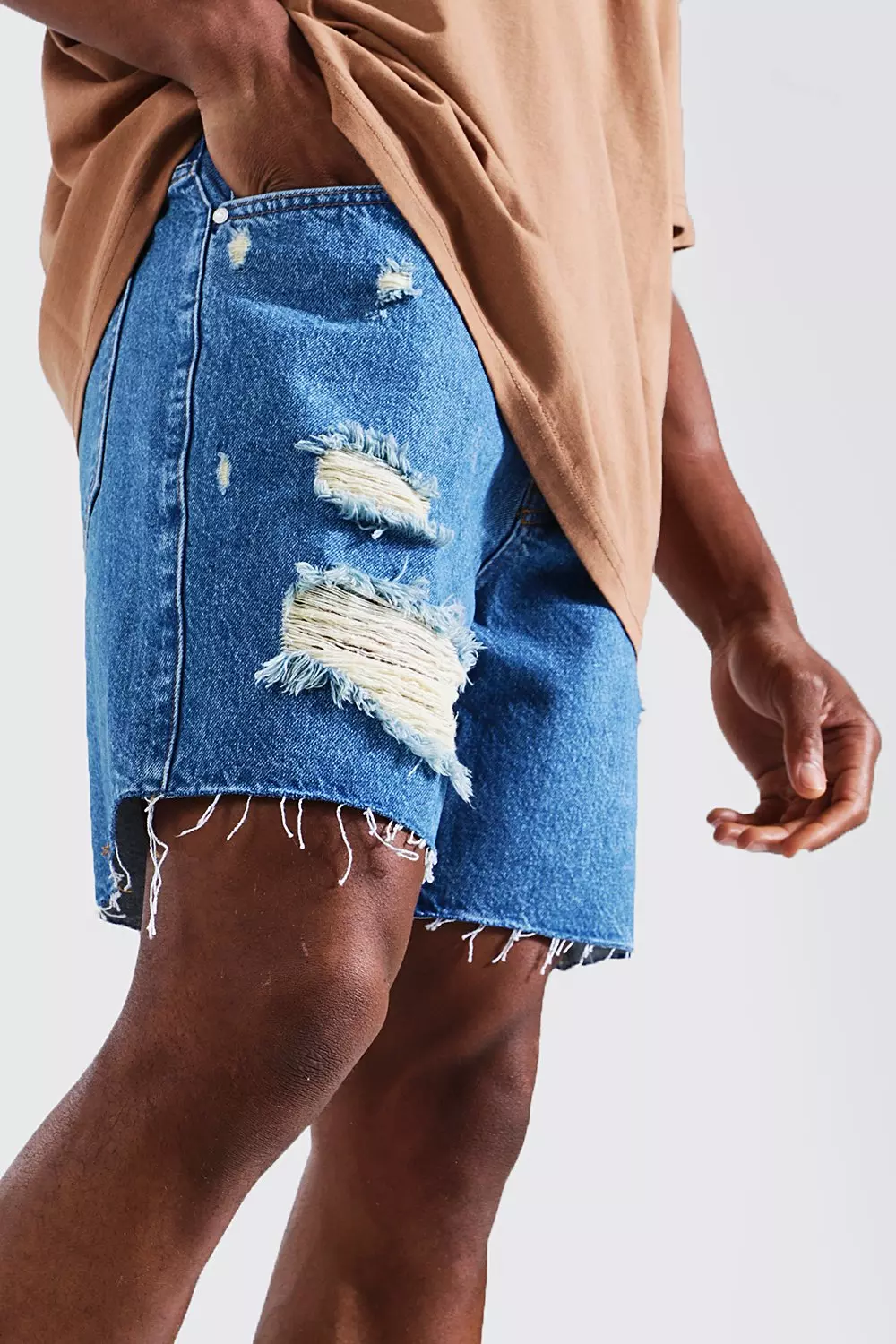 Short best sale homme dechiré